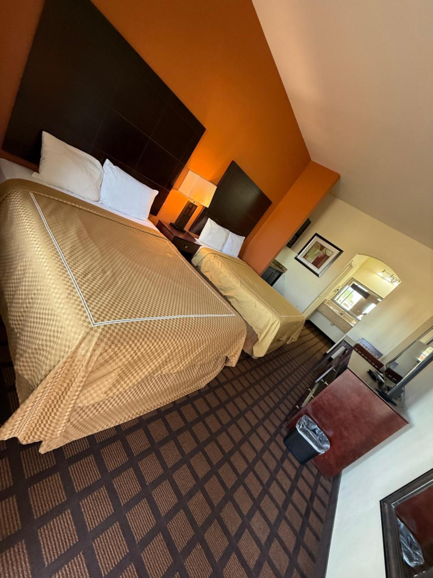 Pittsburg Executive Inn And Suites מראה חיצוני תמונה