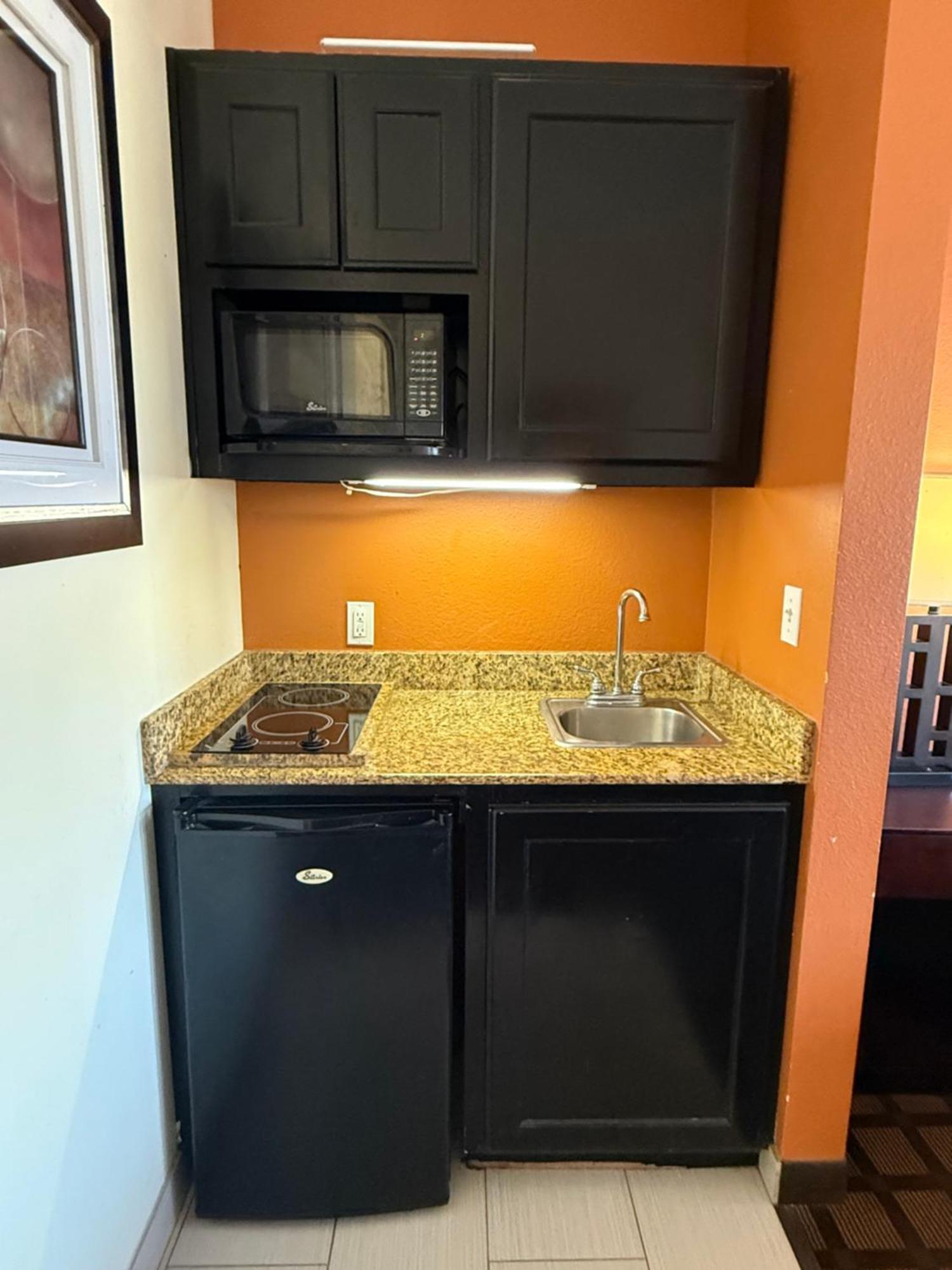 Pittsburg Executive Inn And Suites מראה חיצוני תמונה